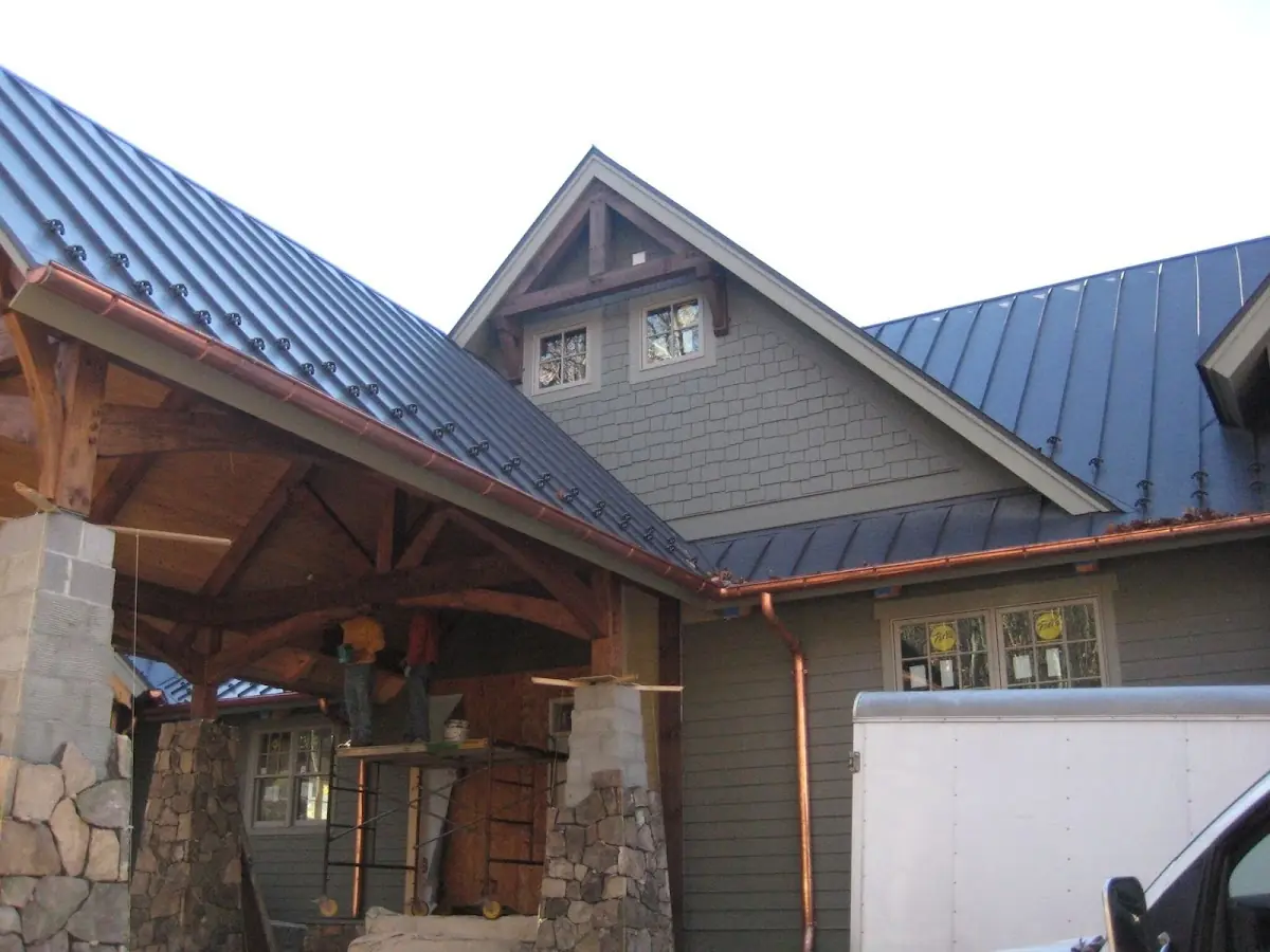 Craftsman Roofing team delivering quality roofing work in Al Vita Park